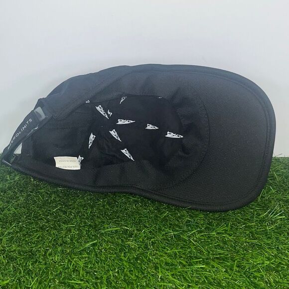 Altra Running Performance Run Hat in Black - Picture 5 of 5